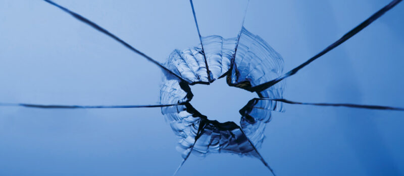 Heat-Strengthened-Glass-Breakage-Pattern